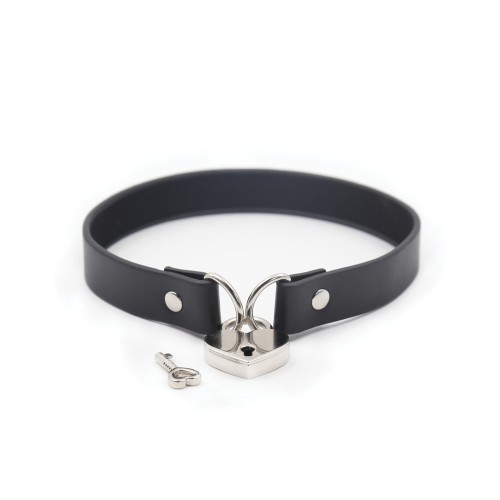 Plesur PVC Heart Lock Collar Black